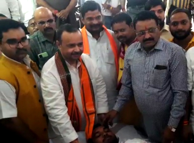 योगी के इस मंत्री का मदरसों पर बड़ा बयान , परोसी जाती है अराजकता , नही लेंगे मान्यता तो बंद कराएंगे संस्था 